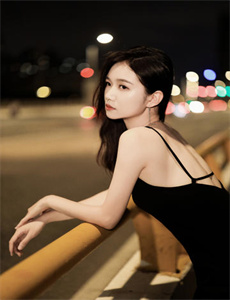 96国产下药迷倒白嫩美女/爱要怎么说出口mv