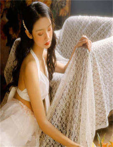 九岁小妖后txt下载/暖暖直播视频免费观看大全